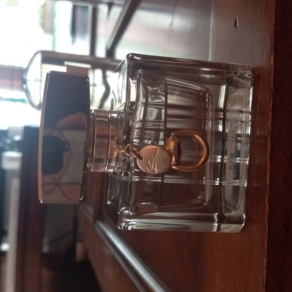 Gucci, Burberry, and Abercrombie full sz Perfume Bundle - Picture 3 of 5